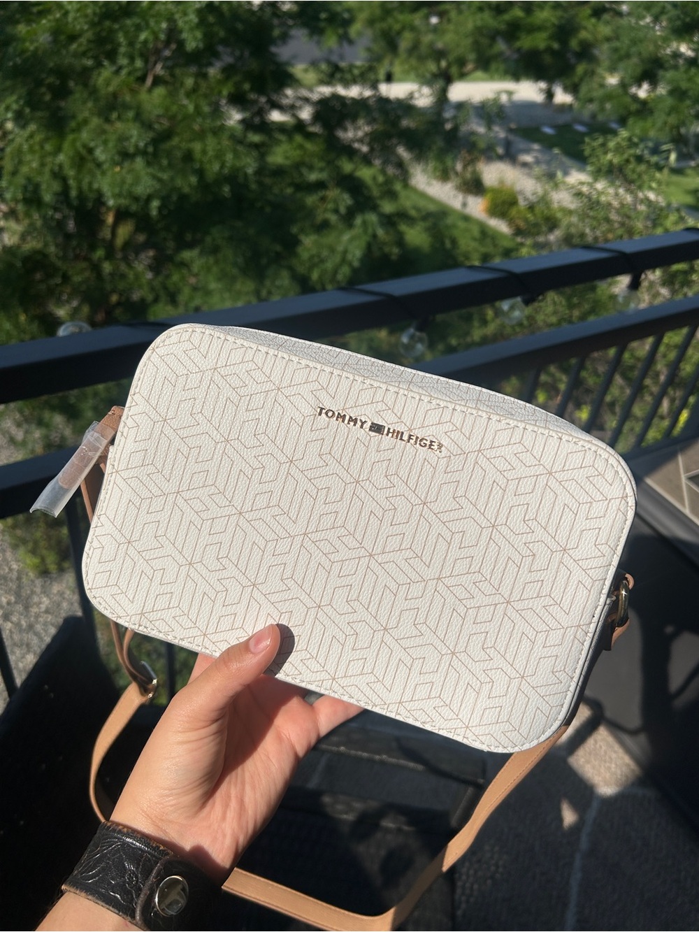 Tommy Hilfiger White Crossbody Bag with Tan Strap